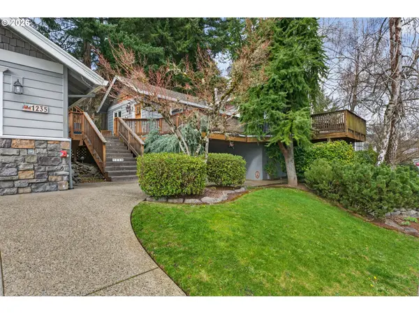 1235 11TH ST, West Linn, OR 97068