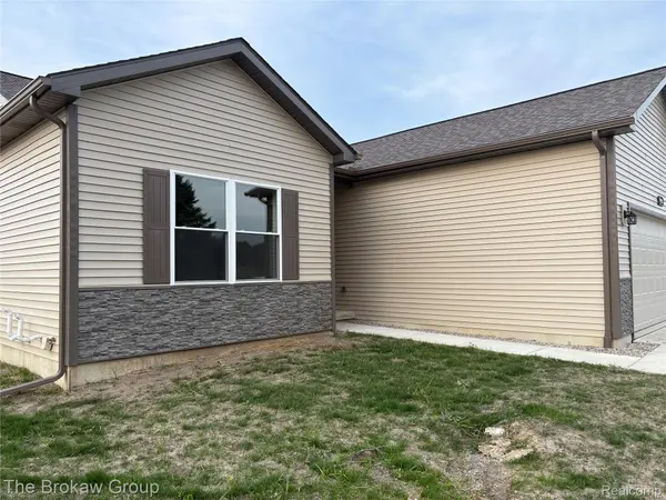 3369 Meadowridge CT, Richfield Township, MI 48423