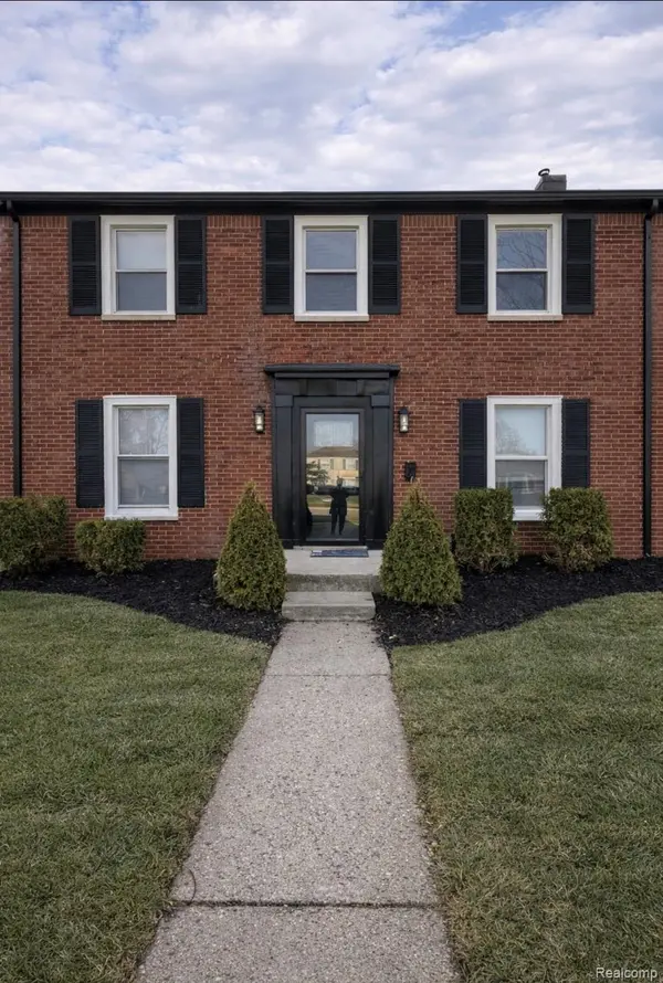 14058 Greenview RD, Detroit, MI 48223