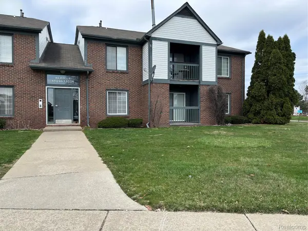 15222 Ashley CT #4, Macomb Township, MI 48044