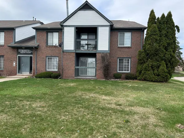 15222 Ashley CT #4, Macomb Township, MI 48044