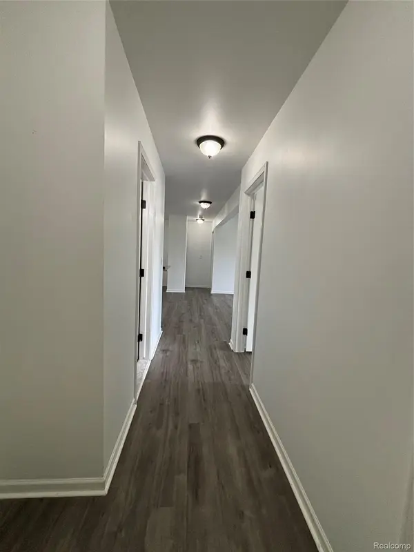 15222 Ashley CT #4, Macomb Township, MI 48044