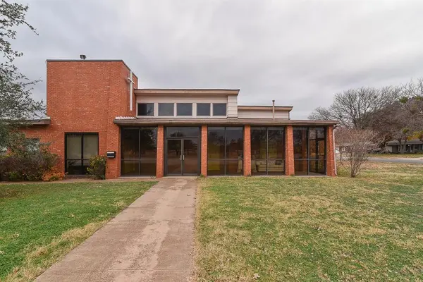 4403 Phillips Drive, Wichita Falls, TX 76308