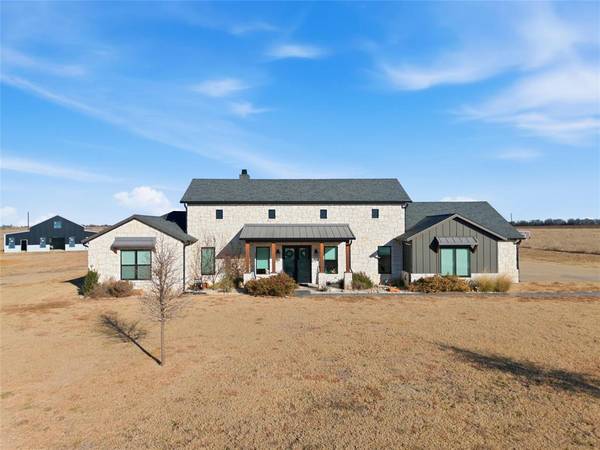 353 Willow Moon Ranch Road, Crawford, TX 76638