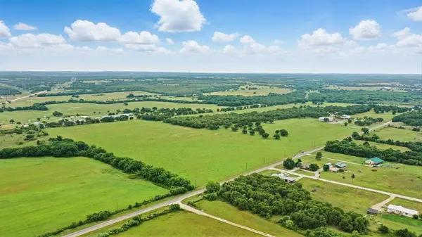 9450 Fm 2210 E, Poolville, TX 76487