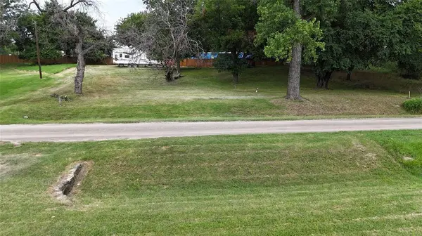 7074 Cherokee Trail, Weatherford, TX 76085