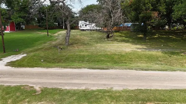 7074 Cherokee Trail, Weatherford, TX 76085