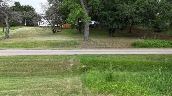 7074 Cherokee Trail, Weatherford, TX 76085