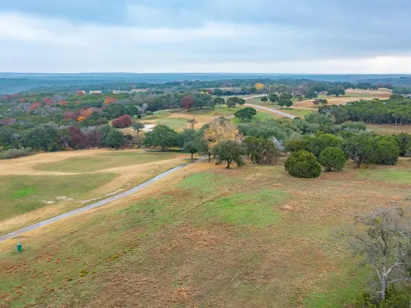 7617 Retreat Boulevard, Cleburne, TX 76033