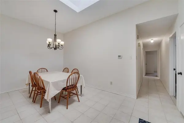 2020 Hearthside Lane, Garland, TX 75044