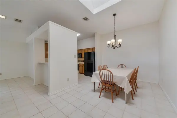 2020 Hearthside Lane, Garland, TX 75044