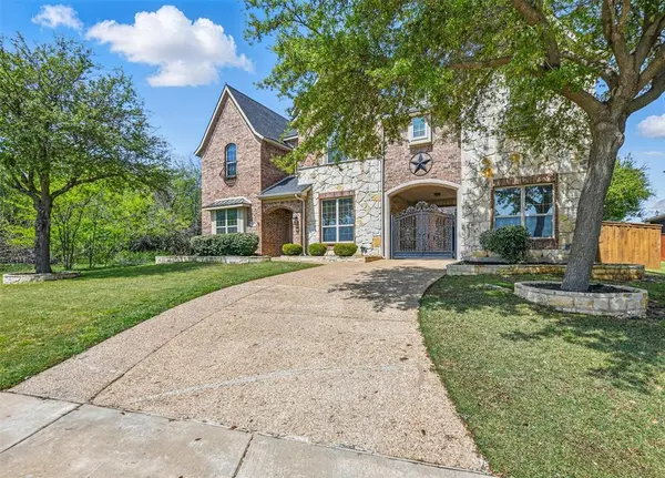 3060 England Parkway, Grand Prairie, TX 75054