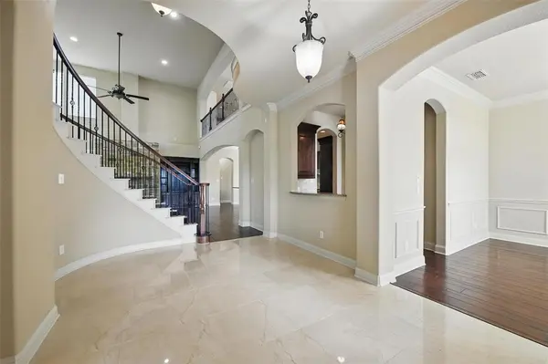 3060 England Parkway, Grand Prairie, TX 75054