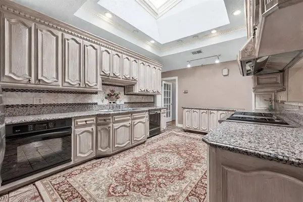 501 Colgate Drive, Lancaster, TX 75134