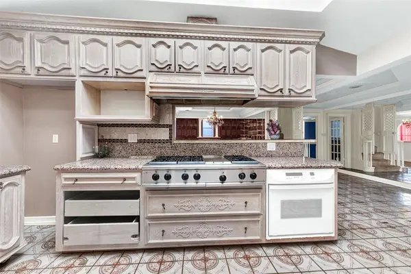 501 Colgate Drive, Lancaster, TX 75134