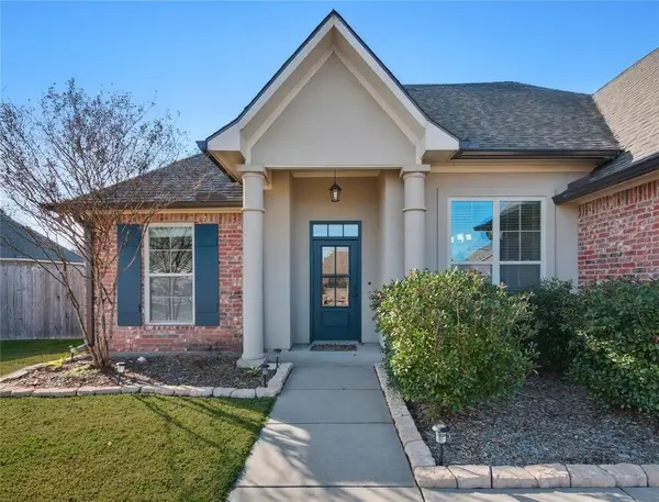 329 Camelback Drive, Bossier City, LA 71111