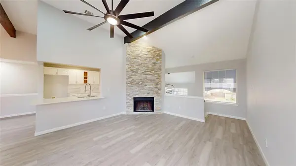 1618 San Francisco Street, Carrollton, TX 75007