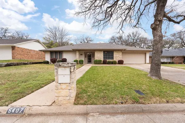 5407 Overridge Drive, Arlington, TX 76017