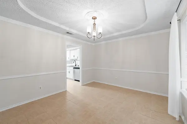 5407 Overridge Drive, Arlington, TX 76017