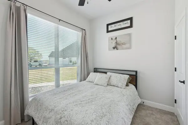 5812 W Sky Hawk Trail, Royse City, TX 75189