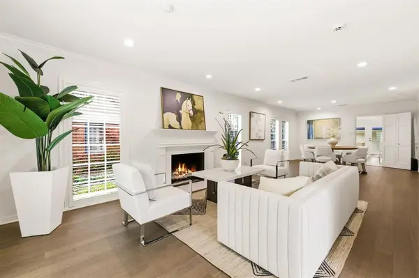 4684 S Versailles Avenue, Highland Park, TX 75209