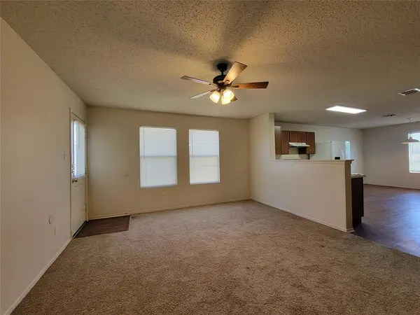 1815 Brookwood Drive, Terrell, TX 75160