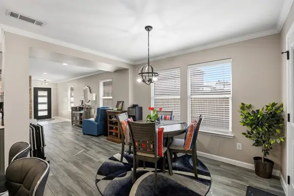 2464 Silverado Trail, Grand Prairie, TX 75052