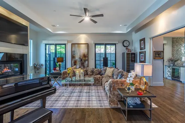 2630 A WELBORN Street, Dallas, TX 75219