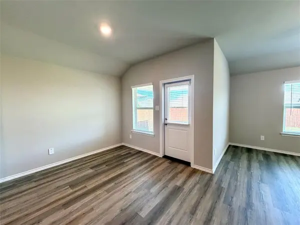 8516 Dunnstown Drive, Fort Worth, TX 76131