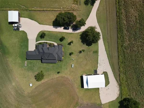 1397 County Road 338 #338, Gainesville, TX 76240