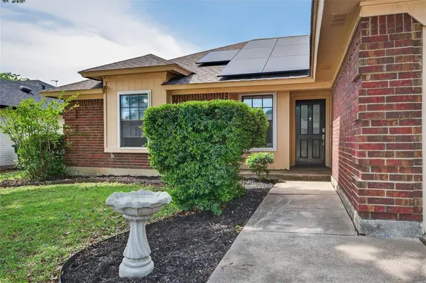 6637 Whitley Road, Watauga, TX 76148