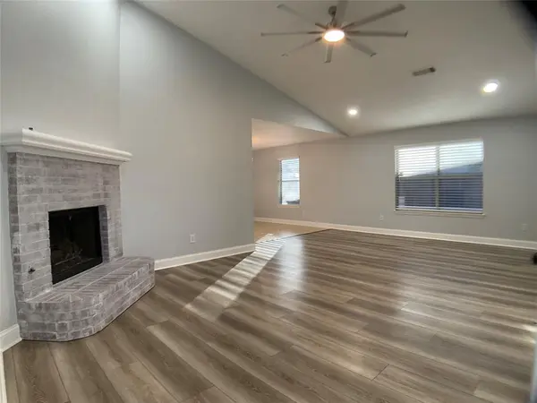 1315 Allante Court, Euless, TX 76040