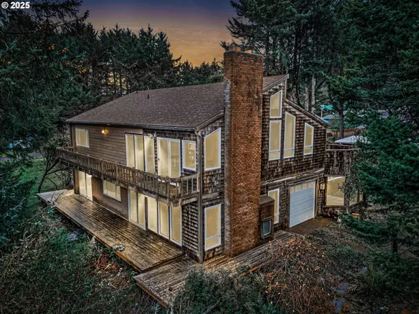 327 LEMWICK LN, Yachats, OR 97498