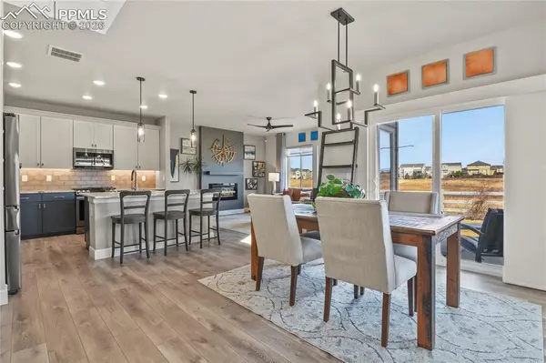 1806 Peak Prairie LN, Monument, CO 80132