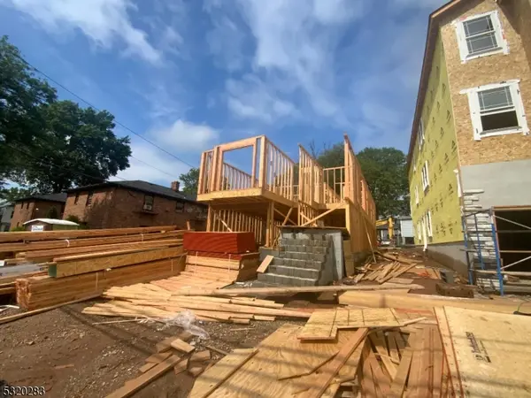 307 Chilton St, Elizabeth City, NJ 07208