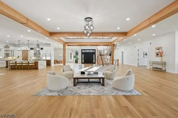 19 Highlander Dr, Scotch Plains Twp., NJ 07076