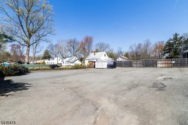 1589 E 2nd St, Scotch Plains Twp., NJ 07076