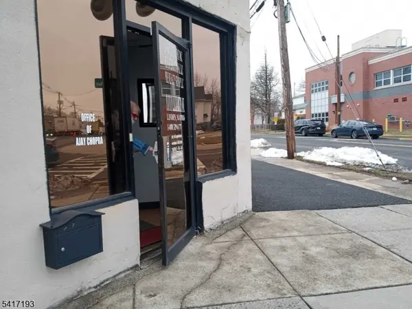 1111 E Elizabeth, Linden City, NJ 07036