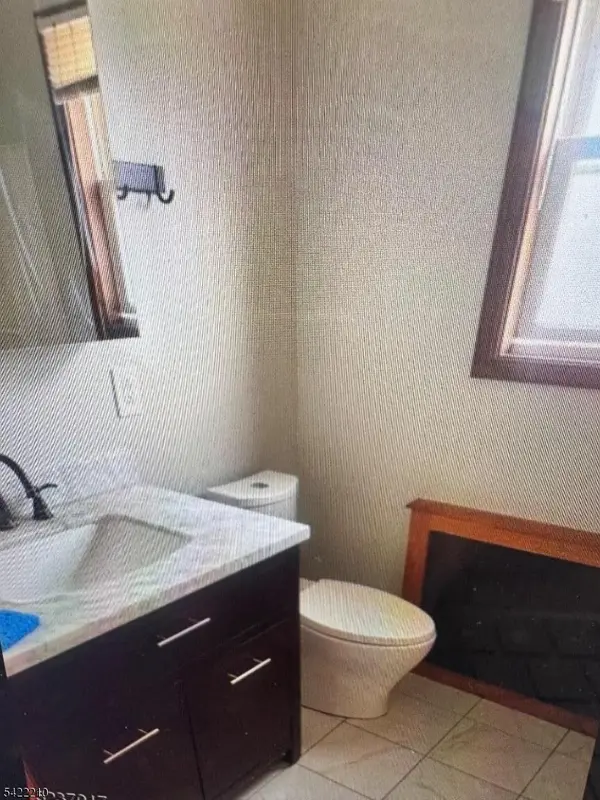 419 Stonewall Ave, Manville Boro, NJ 08835