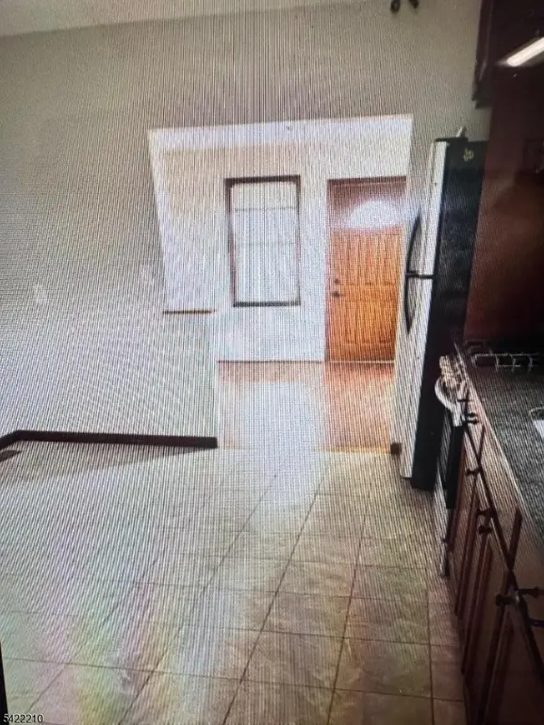 419 Stonewall Ave, Manville Boro, NJ 08835