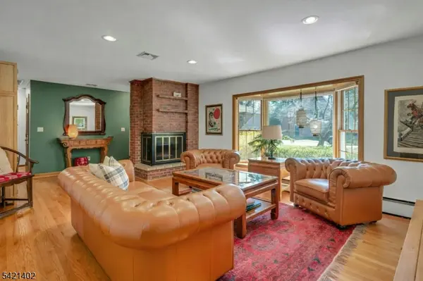 25 Yorke Rd, Mountain Lakes Boro, NJ 07046