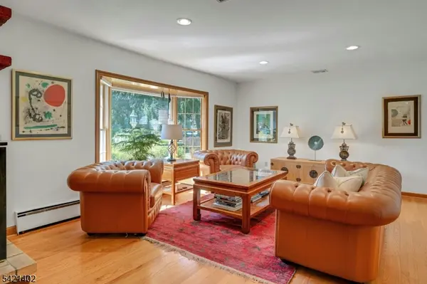 25 Yorke Rd, Mountain Lakes Boro, NJ 07046