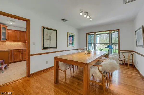 25 Yorke Rd, Mountain Lakes Boro, NJ 07046