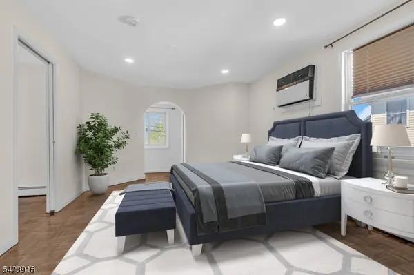 633 Mcgillvray Pl, Linden City, NJ 07036