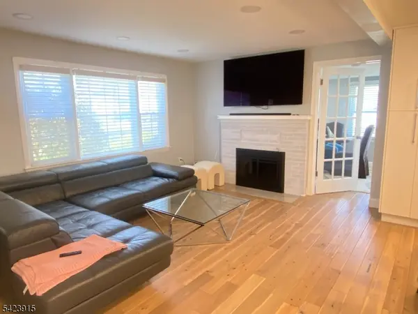 2352 Mountain Ave, Scotch Plains Twp., NJ 07076