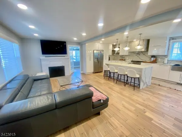 2352 Mountain Ave, Scotch Plains Twp., NJ 07076