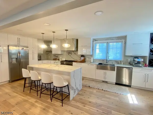 2352 Mountain Ave, Scotch Plains Twp., NJ 07076