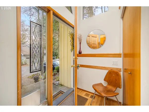 3818 COLONY OAKS DR, Eugene, OR 97405