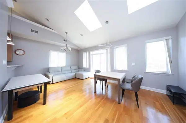 8624 24th AVE #3B, Brooklyn, NY 11214