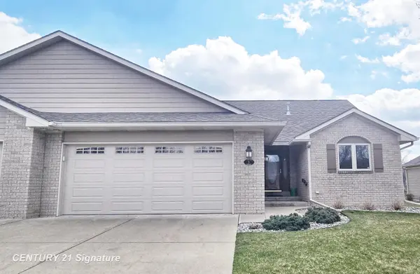 5 Logmark PL, Saginaw Twp, MI 48603